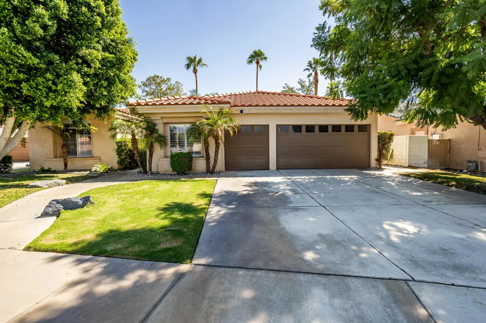 40600 Via Fonda Palm Desert, CA 92260