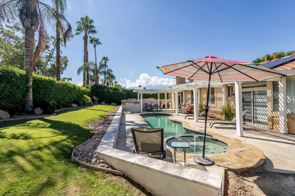 40600 Via Fonda Palm Desert, CA 92260