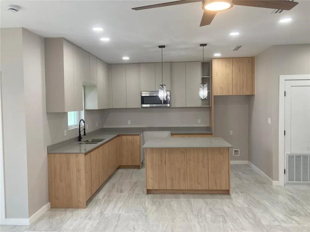 2221 Dorado Drive Mission, TX 78573
