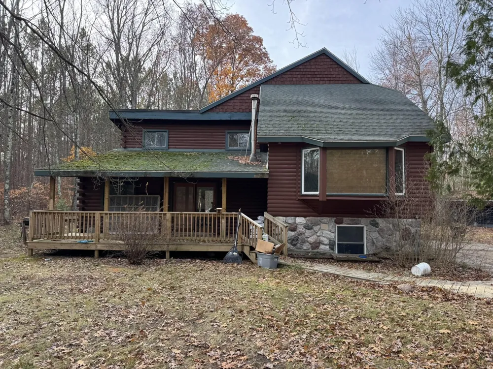 2772 Skidmore Road Brethren, MI 49619