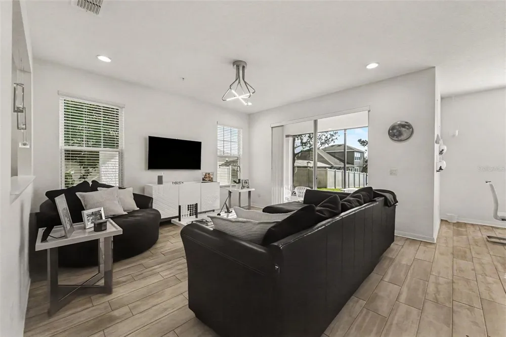 15680 ORANGE HARVEST LOOP Winter Garden, FL 34787
