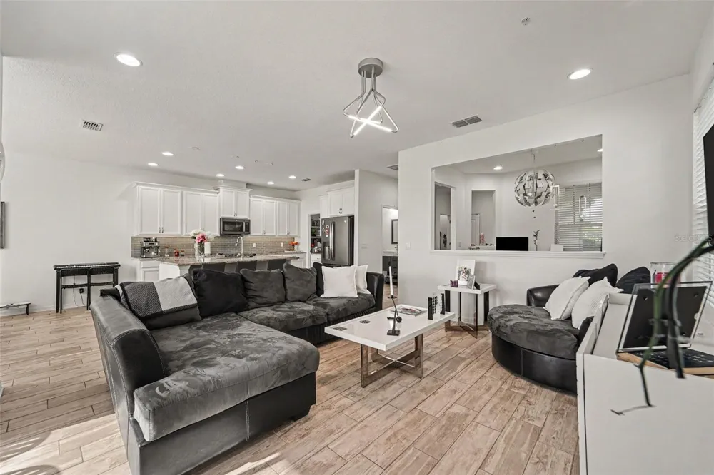 15680 ORANGE HARVEST LOOP Winter Garden, FL 34787