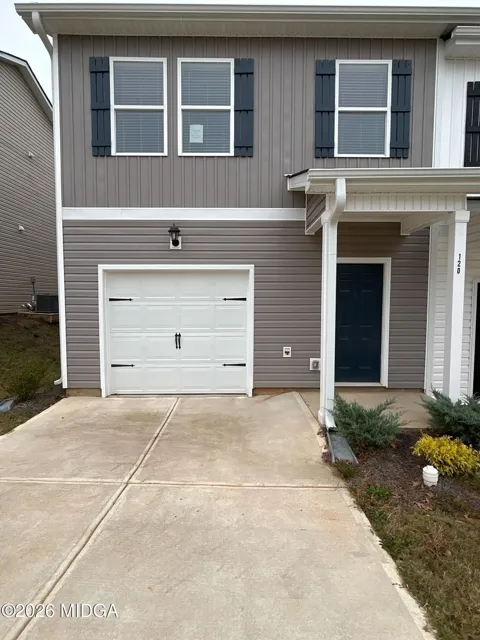 120 Red Oak Trail NW