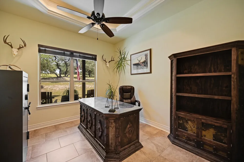 281 Kellog Fischer, TX 78623