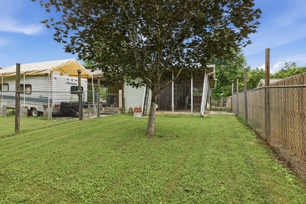 5010 Kenner Avenue Red Bank, TN 37415