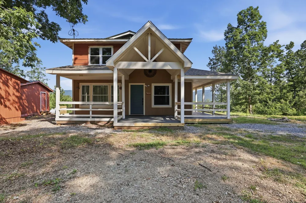 421 Dogwood Lane Rising Fawn, GA 30738