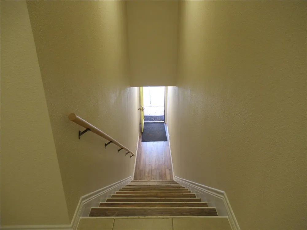 205 W Buck Street Caldwell, TX 77836
