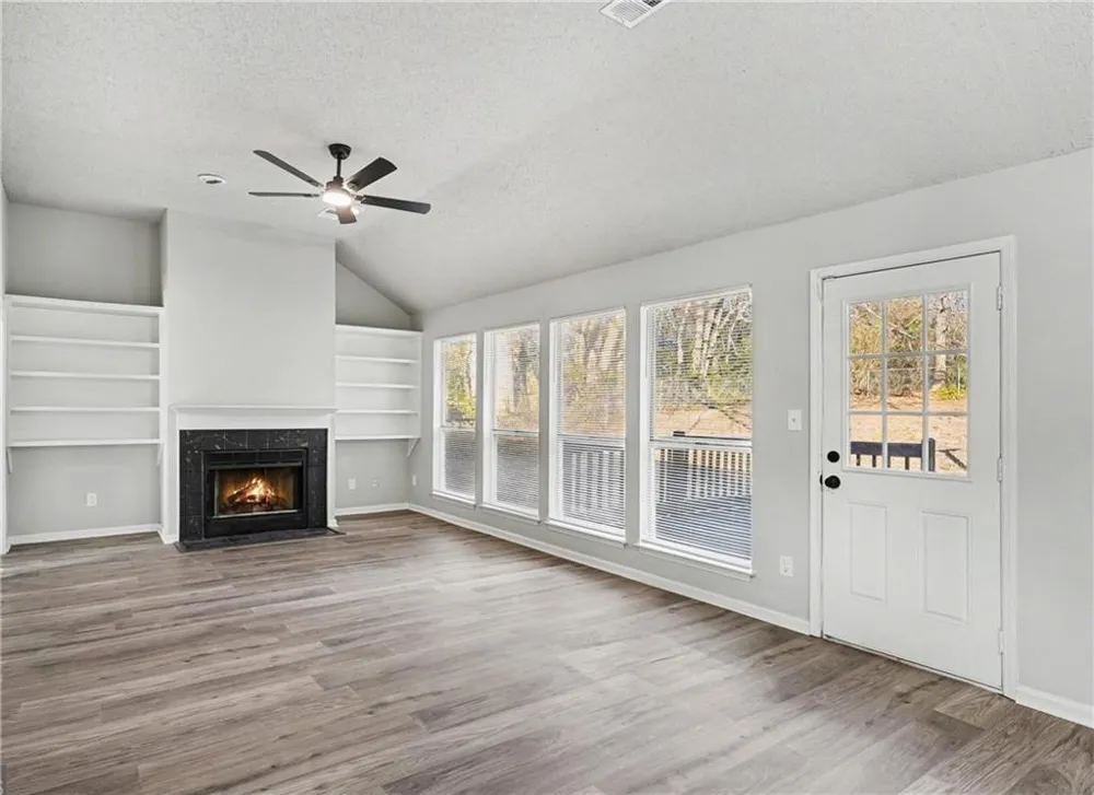 79 WaterView Stockbridge, GA 30281