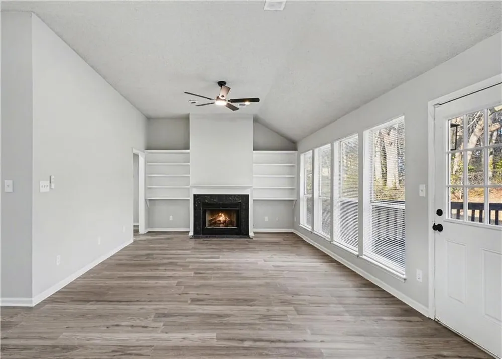 79 WaterView Stockbridge, GA 30281