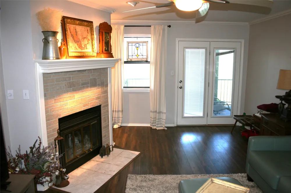 3033 Hells Gate Loop #D101 Strawn, TX 76475