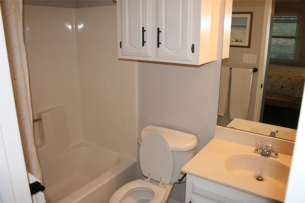 3033 Hells Gate Loop #D101 Strawn, TX 76475