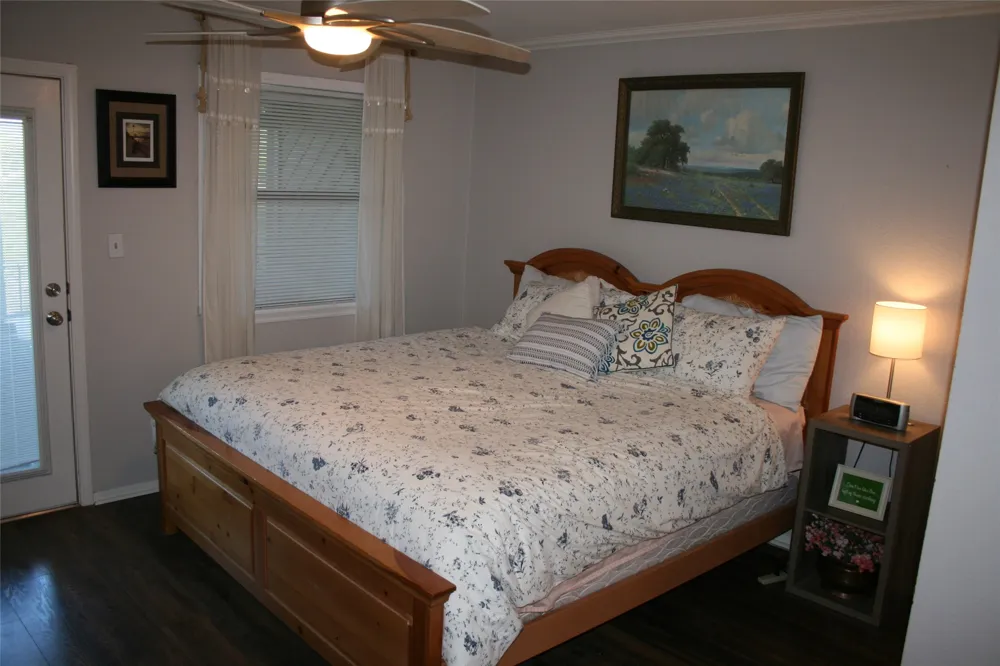 3033 Hells Gate Loop #D101 Strawn, TX 76475