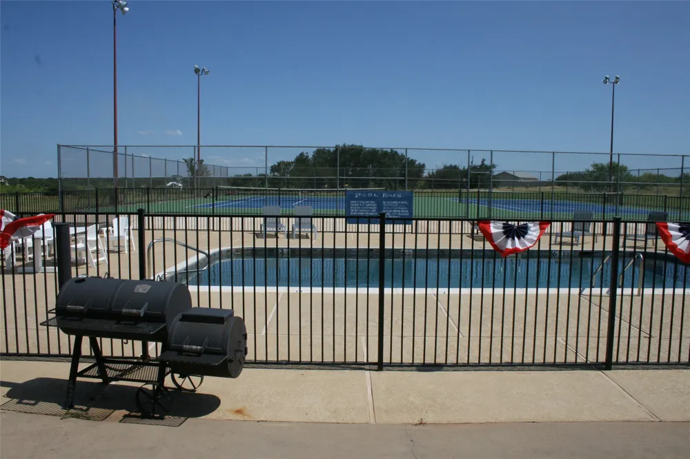 3033 Hells Gate Loop #D101 Strawn, TX 76475
