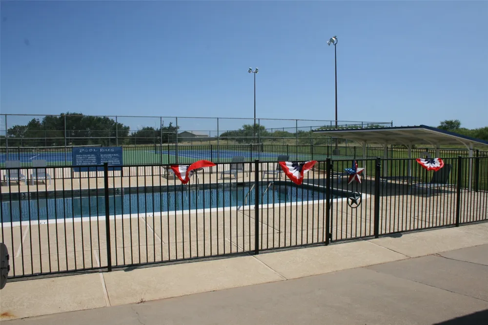 3033 Hells Gate Loop #D101 Strawn, TX 76475