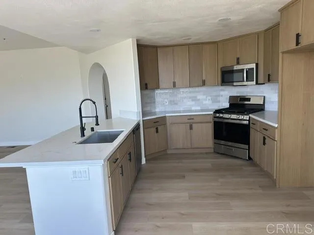 1522 Maxwell Lane Vista, CA 92084