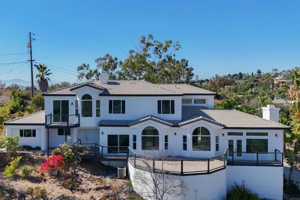 1522 Maxwell Lane Vista, CA 92084