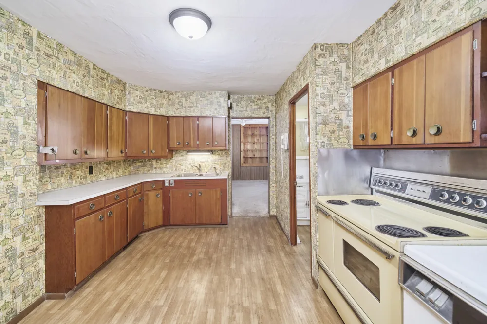 163 Van Buren Street Manistee, MI 49660