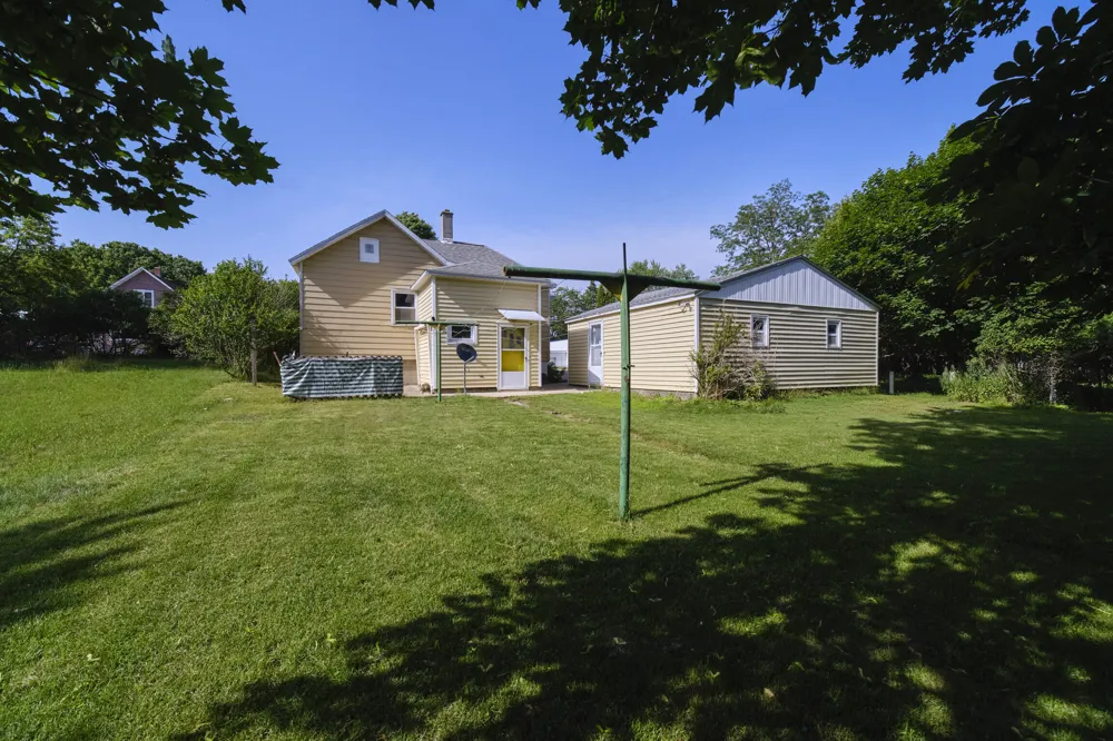 163 Van Buren Street Manistee, MI 49660