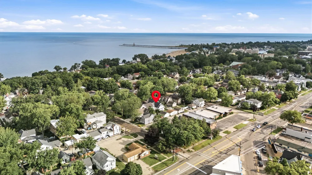 1013 State Street St. Joseph, MI 49085