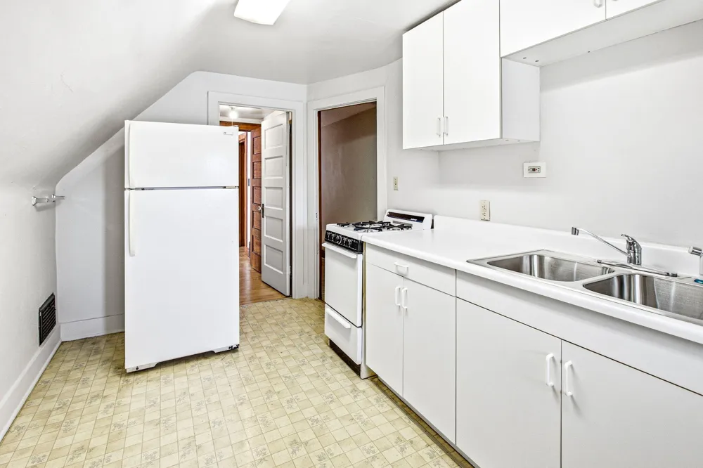 1013 State Street St. Joseph, MI 49085