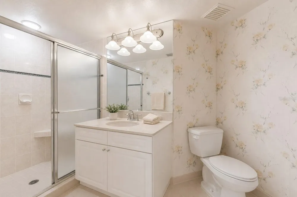 16750 GULF BOULEVARD #414 North Redington Beach, FL 33708