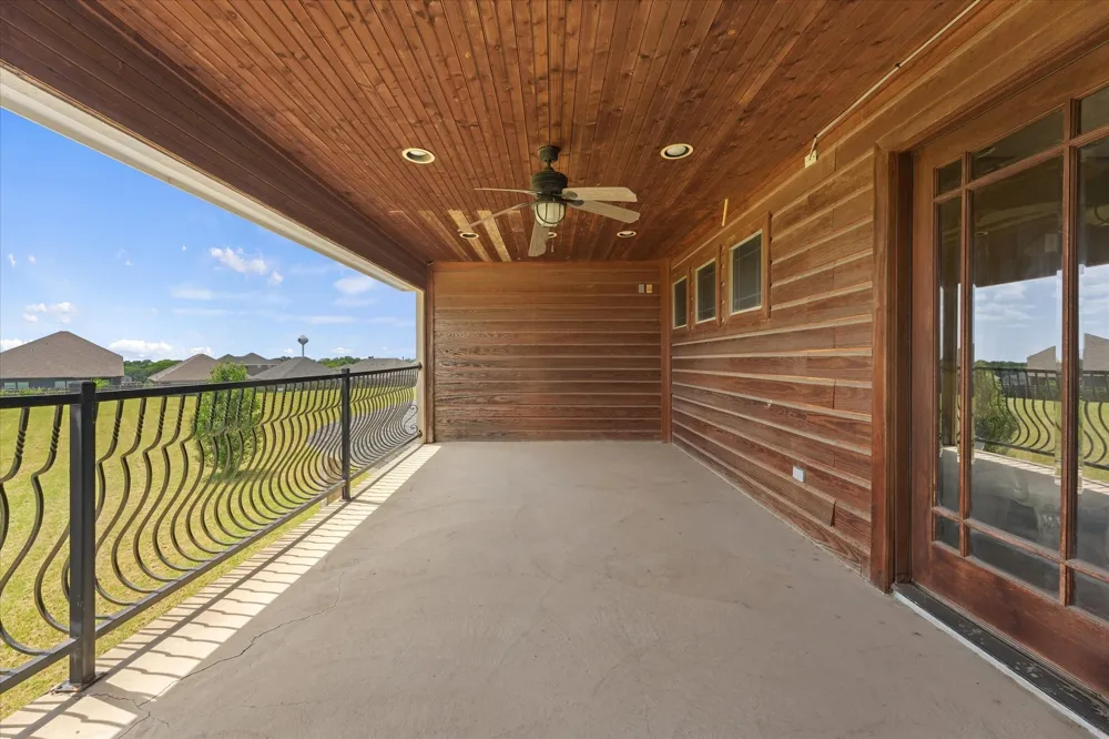 9770 County Road 483 Lavon, TX 75166