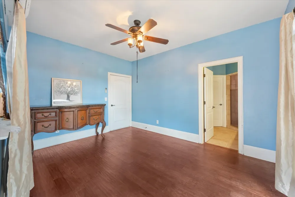 9770 County Road 483 Lavon, TX 75166