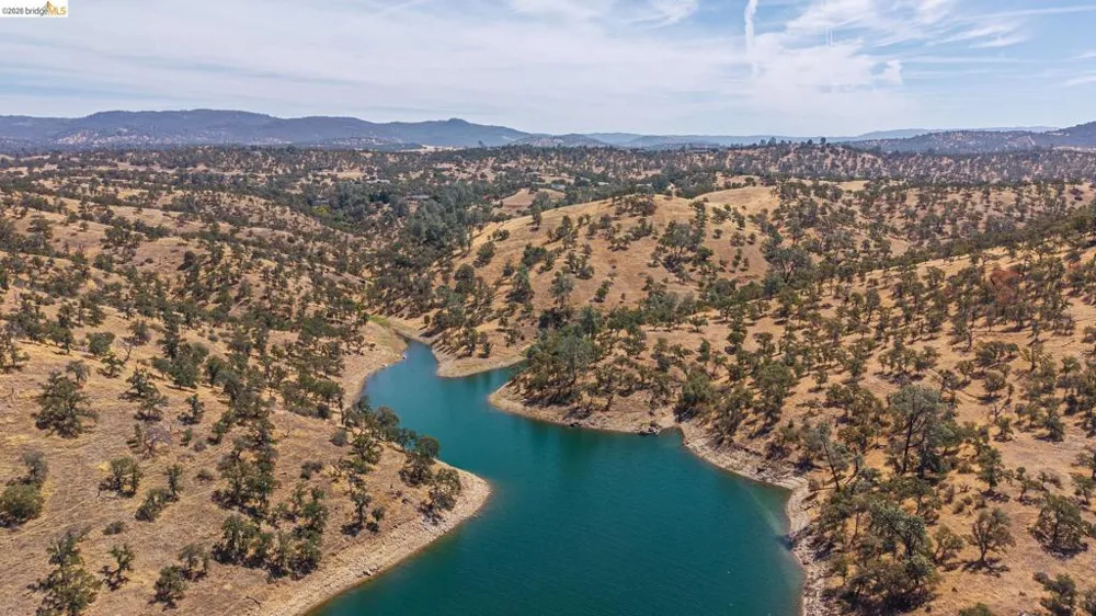 240 Abeto/Cavaleiri Ranch Rd. La Grange, CA 95329