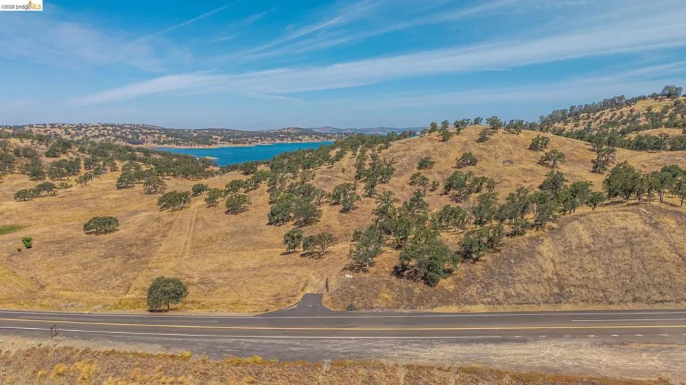 240 Abeto/Cavaleiri Ranch Rd. La Grange, CA 95329