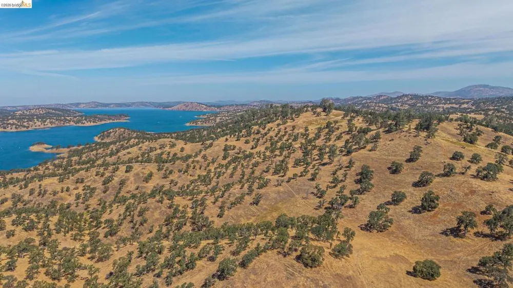 240 Abeto/Cavaleiri Ranch Rd. La Grange, CA 95329