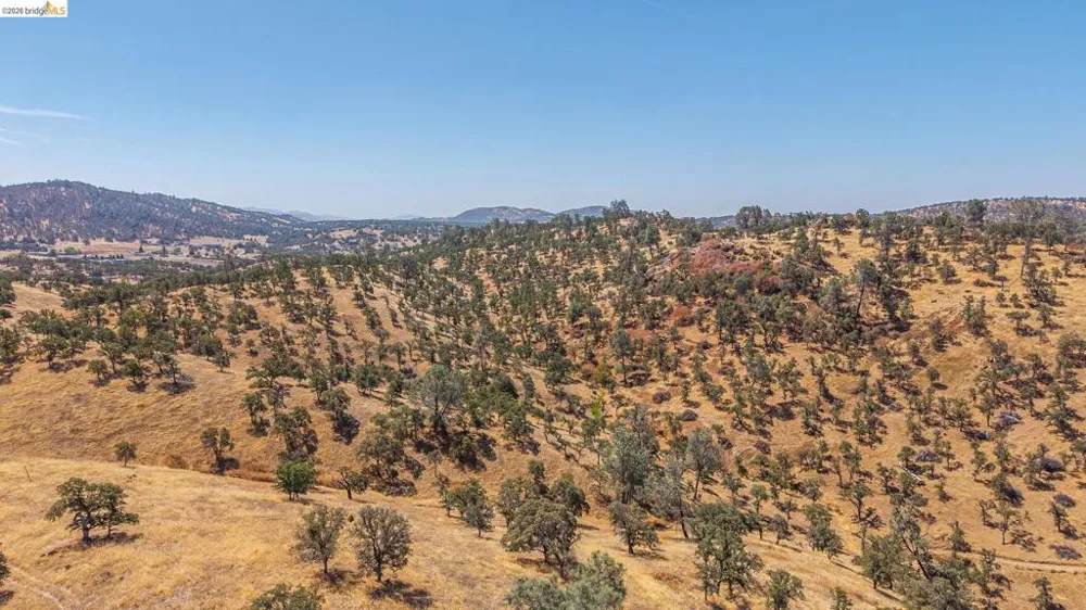 240 Abeto/Cavaleiri Ranch Rd. La Grange, CA 95329