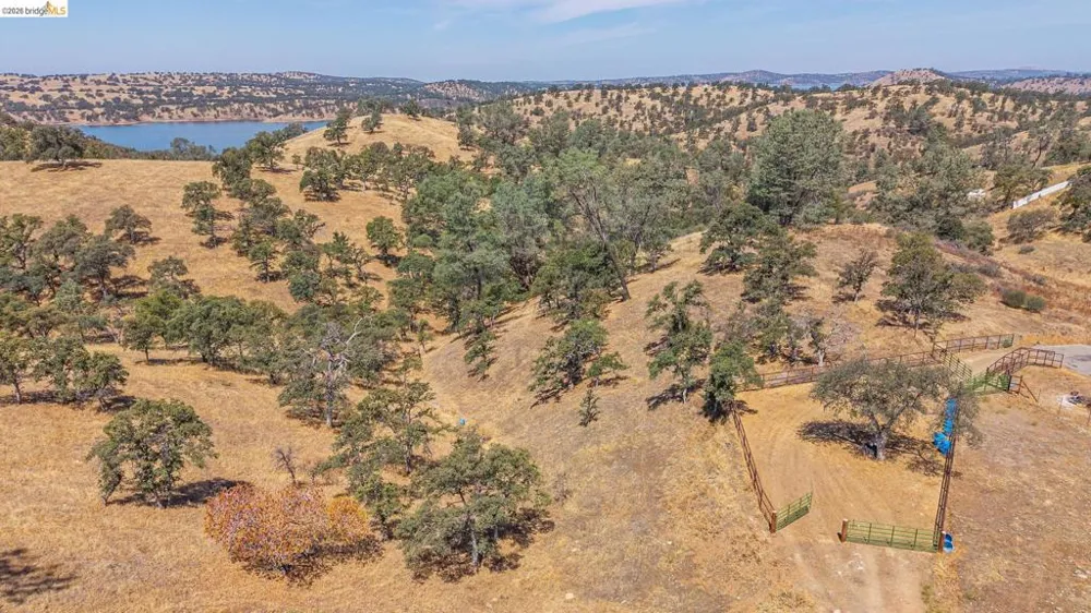 240 Abeto/Cavaleiri Ranch Rd. La Grange, CA 95329