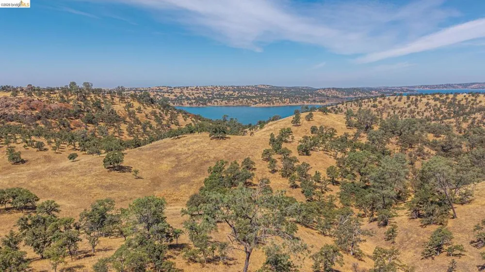 240 Abeto/Cavaleiri Ranch Rd. La Grange, CA 95329