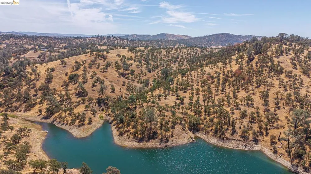 240 Abeto/Cavaleiri Ranch Rd. La Grange, CA 95329