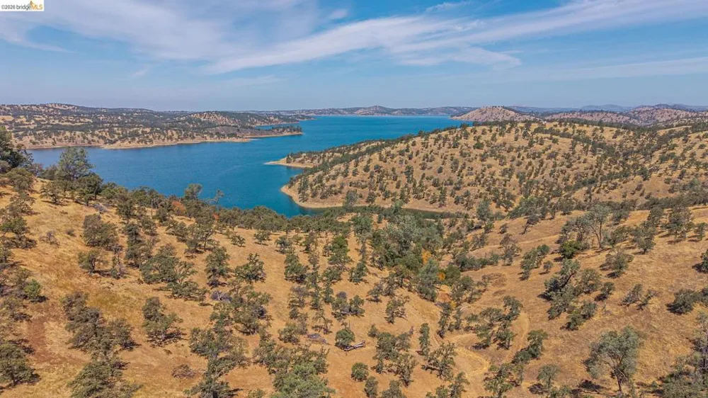 240 Abeto/Cavaleiri Ranch Rd. La Grange, CA 95329