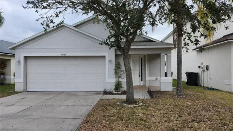 7955 CARRIAGE POINTE DRIVE