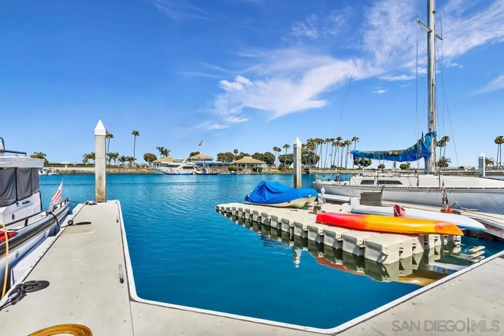 38 Antigua Court Coronado, CA 92118