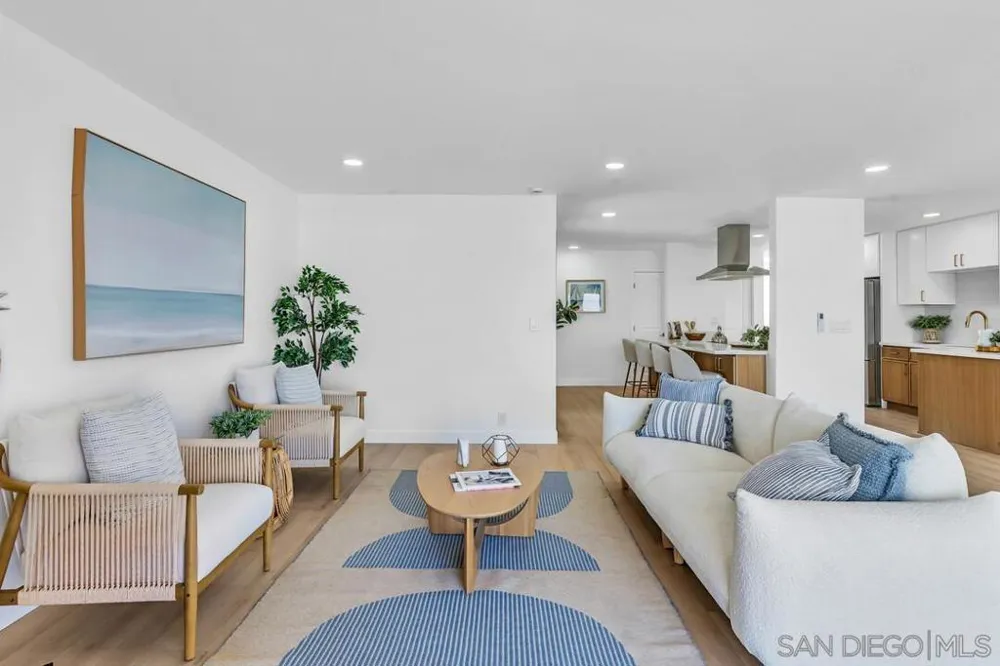 38 Antigua Court Coronado, CA 92118
