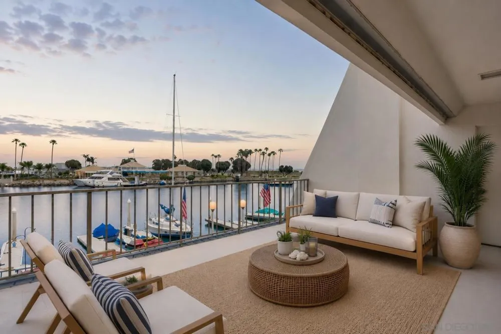 38 Antigua Court Coronado, CA 92118