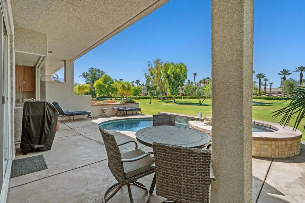 48 Pebble Beach Drive Rancho Mirage, CA 92270