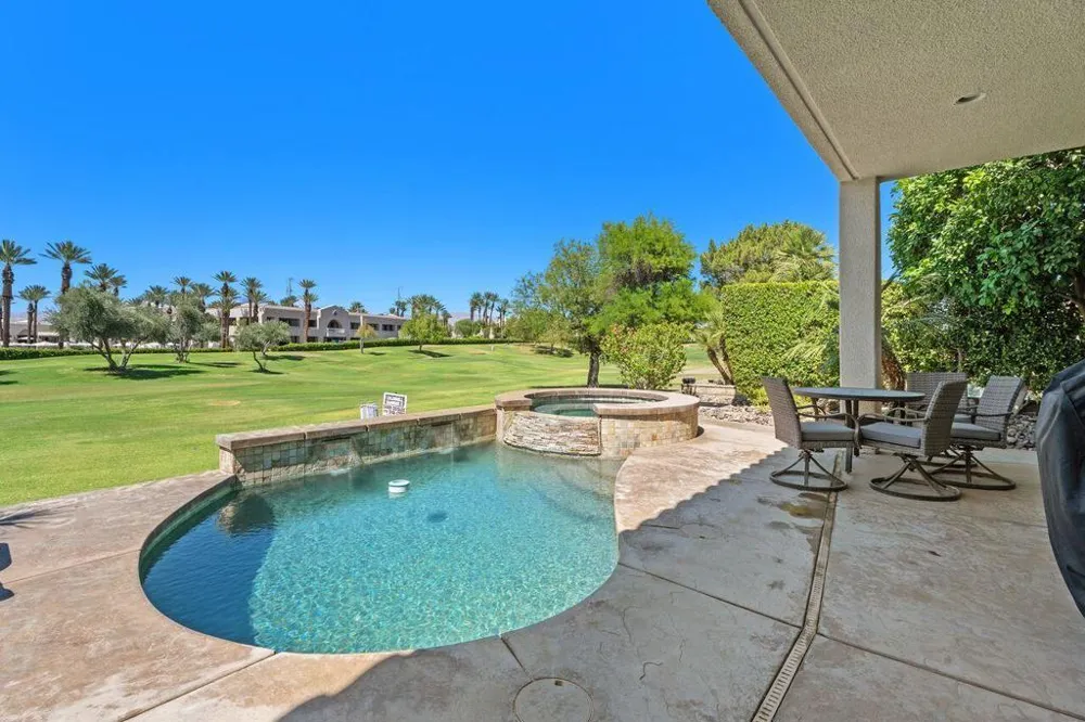 48 Pebble Beach Drive Rancho Mirage, CA 92270