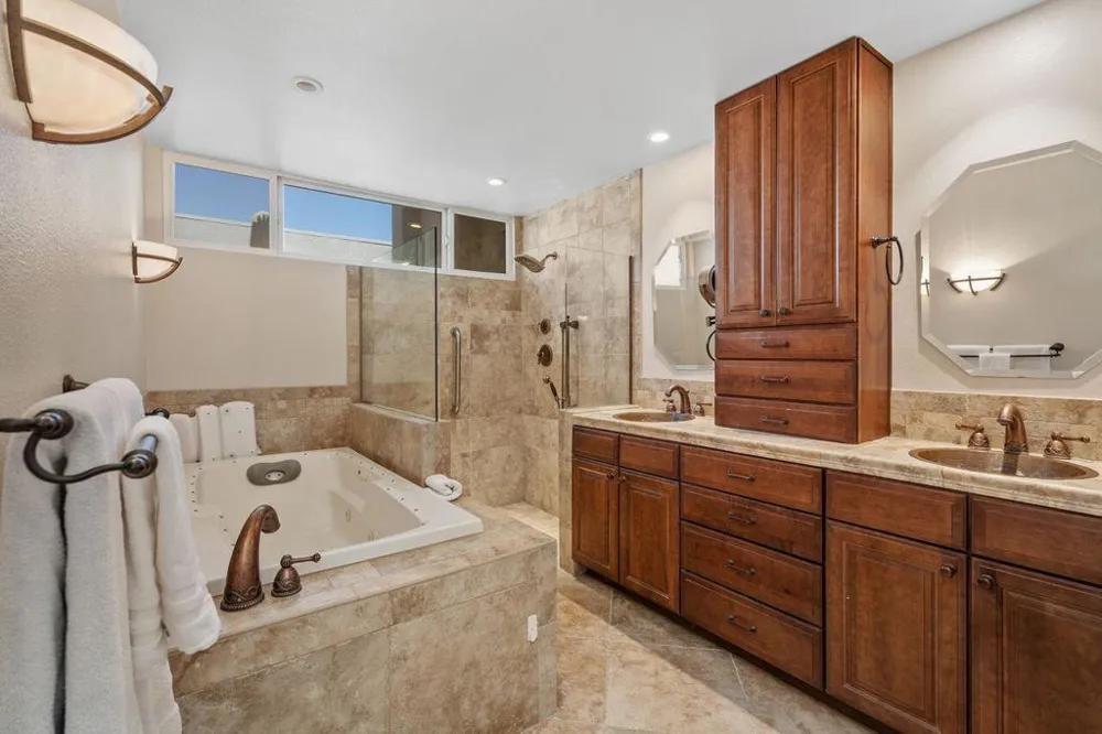 48 Pebble Beach Drive Rancho Mirage, CA 92270