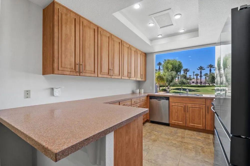 48 Pebble Beach Drive Rancho Mirage, CA 92270