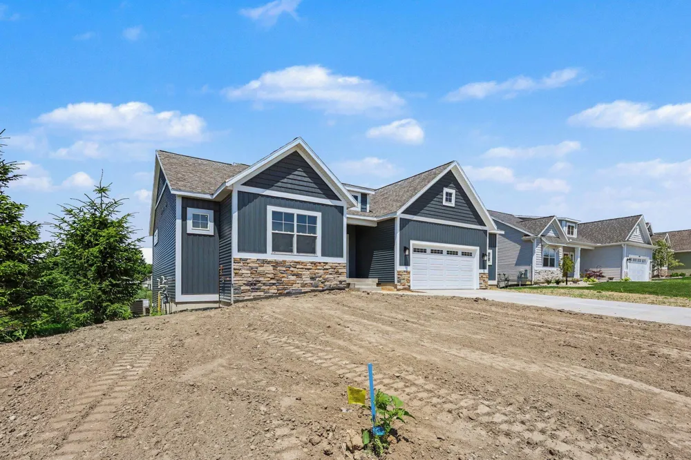 9585 Fields Drive ##1 Zeeland, MI 49464