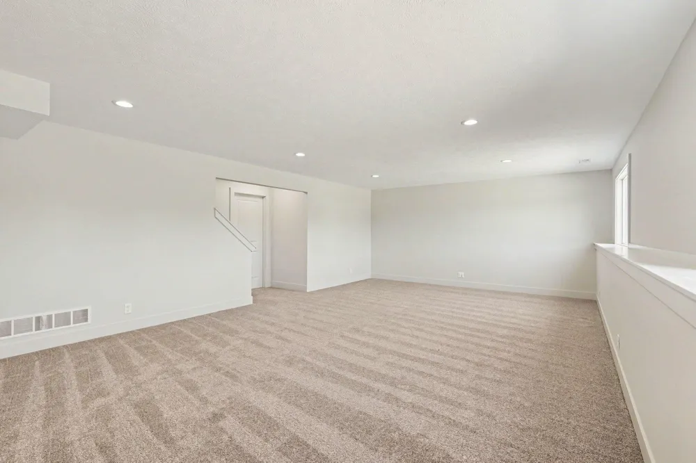 9585 Fields Drive ##1 Zeeland, MI 49464