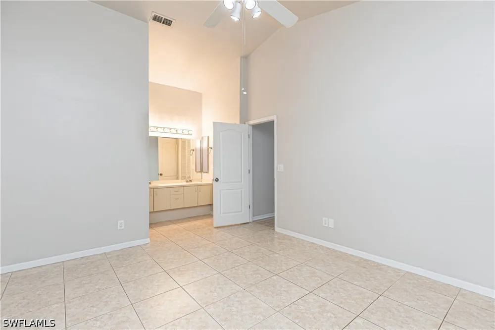 Regent Circle Fort Myers, FL 33966