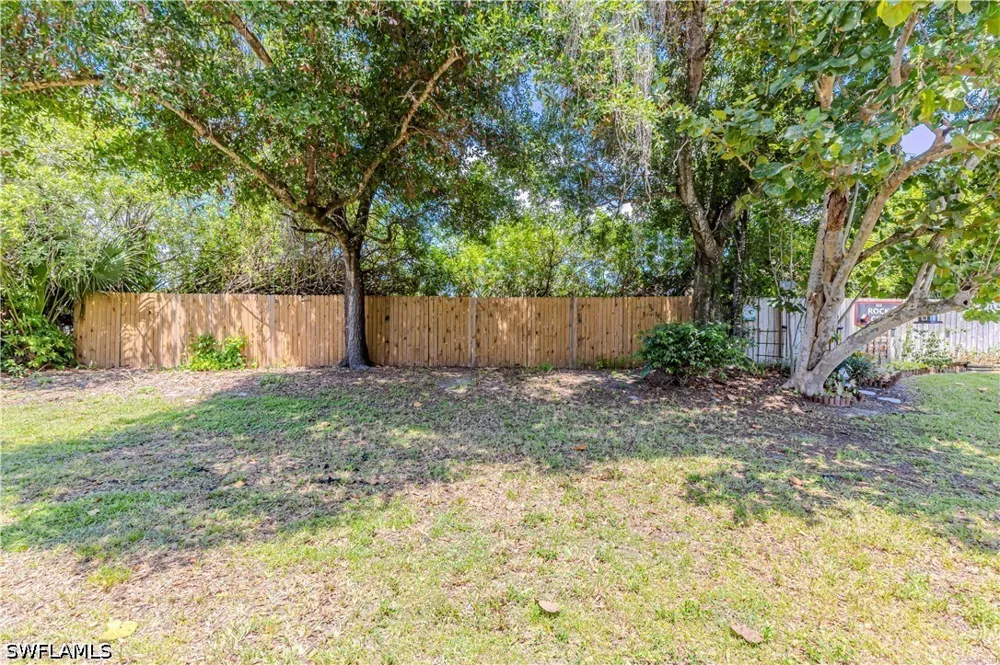 Regent Circle Fort Myers, FL 33966
