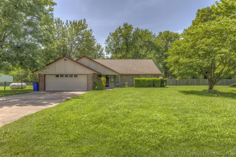 17404 S 324th EastAvenue