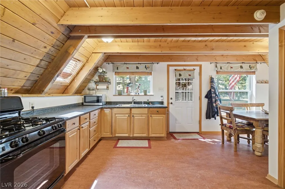 2121 S Via Mater Misercordia Street Mount Charleston, NV 89124