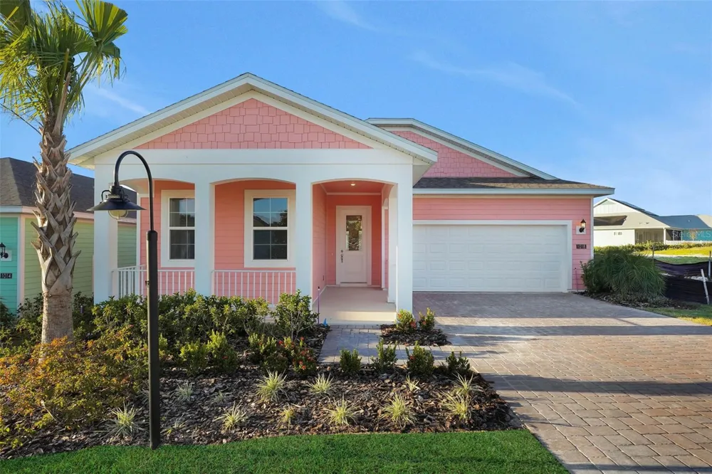 1035 FIESTA KEY CIRCLE Lady Lake, FL 32159